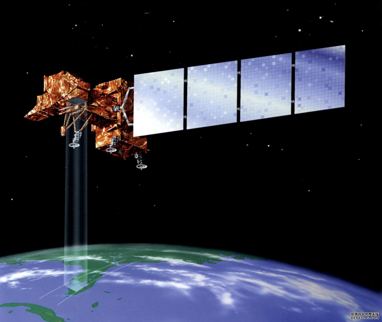 在轨运行的 Landsat 7 号插图